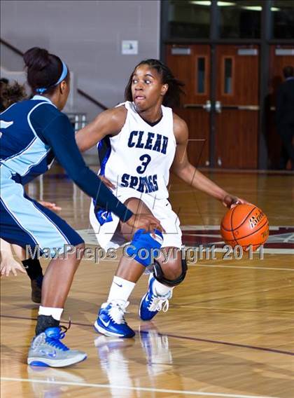 Thumbnail 2 in Clear Springs vs. Alief Elsik (5A Region III Semifinal) photogallery.