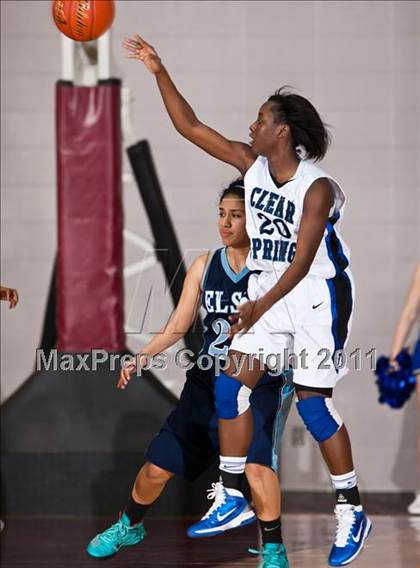 Thumbnail 3 in Clear Springs vs. Alief Elsik (5A Region III Semifinal) photogallery.