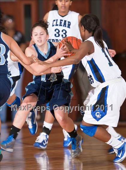 Thumbnail 2 in Clear Springs vs. Alief Elsik (5A Region III Semifinal) photogallery.