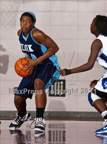 Thumbnail 1 in Clear Springs vs. Alief Elsik (5A Region III Semifinal) photogallery.