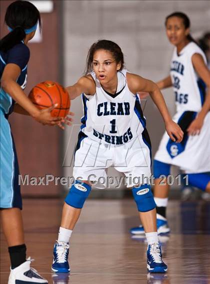 Thumbnail 1 in Clear Springs vs. Alief Elsik (5A Region III Semifinal) photogallery.