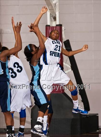 Thumbnail 3 in Clear Springs vs. Alief Elsik (5A Region III Semifinal) photogallery.