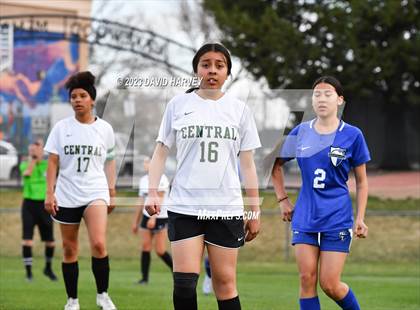 Thumbnail 2 in Aurora Central vs Alameda photogallery.