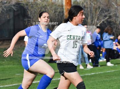Thumbnail 2 in Aurora Central vs Alameda photogallery.