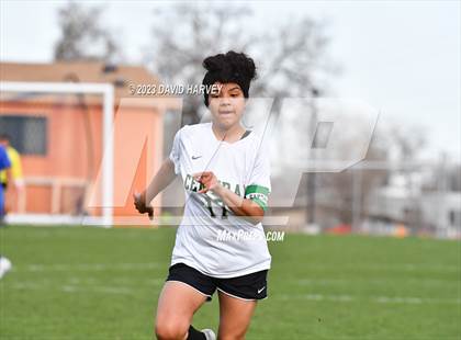 Thumbnail 3 in Aurora Central vs Alameda photogallery.