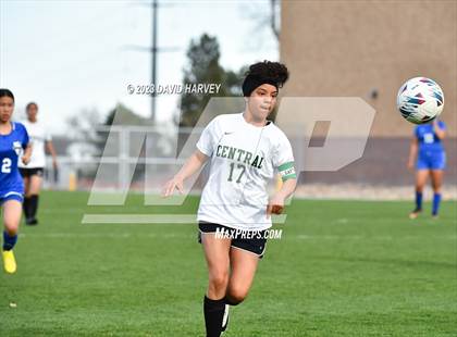 Thumbnail 2 in Aurora Central vs Alameda photogallery.