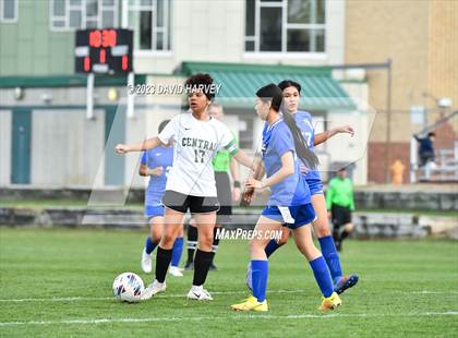 Thumbnail 3 in Aurora Central vs Alameda photogallery.