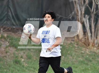 Thumbnail 3 in Aurora Central vs Alameda photogallery.