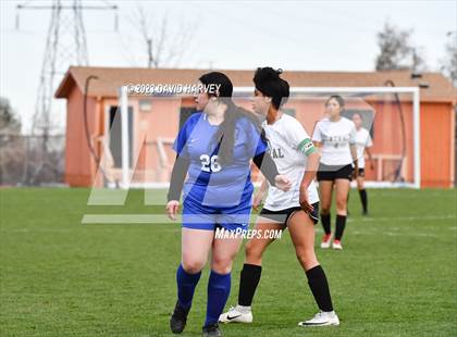 Thumbnail 3 in Aurora Central vs Alameda photogallery.