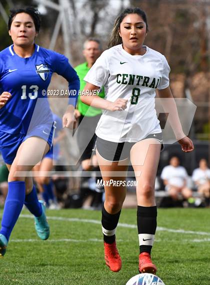 Thumbnail 2 in Aurora Central vs Alameda photogallery.