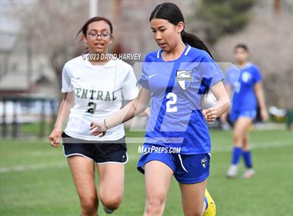 Thumbnail 2 in Aurora Central vs Alameda photogallery.