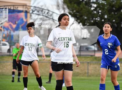 Thumbnail 2 in Aurora Central vs Alameda photogallery.