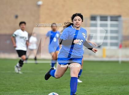 Thumbnail 2 in Aurora Central vs Alameda photogallery.