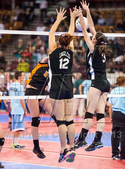 Thumbnail 1 in Flagler vs. Rocky Mountain Lutheran (CHSAA 1A Pool 3) photogallery.