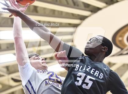 Thumbnail 1 in Montverde Academy vs. Sierra Canyon (Spalding Hoophall Classic) photogallery.