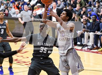 Thumbnail 1 in Montverde Academy vs. Sierra Canyon (Spalding Hoophall Classic) photogallery.