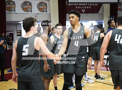 Thumbnail 2 in Montverde Academy vs. Sierra Canyon (Spalding Hoophall Classic) photogallery.