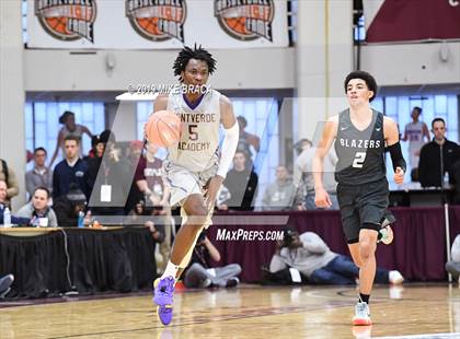 Thumbnail 3 in Montverde Academy vs. Sierra Canyon (Spalding Hoophall Classic) photogallery.
