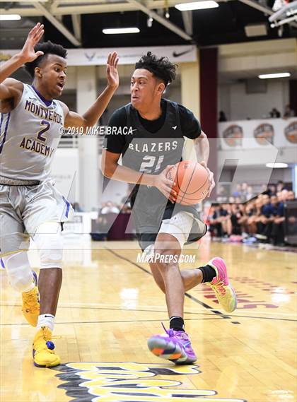 Thumbnail 3 in Montverde Academy vs. Sierra Canyon (Spalding Hoophall Classic) photogallery.
