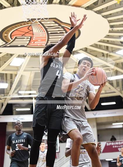 Thumbnail 1 in Montverde Academy vs. Sierra Canyon (Spalding Hoophall Classic) photogallery.