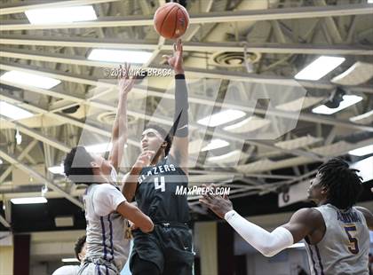Thumbnail 1 in Montverde Academy vs. Sierra Canyon (Spalding Hoophall Classic) photogallery.