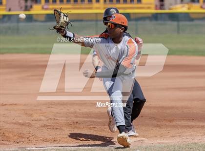 Thumbnail 3 in Cathedral Prep vs Gila Ridge photogallery.