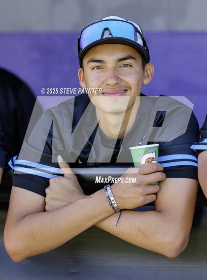 Thumbnail 3 in Cathedral Prep vs Gila Ridge photogallery.