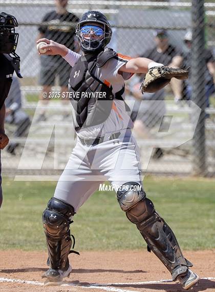 Thumbnail 3 in Cathedral Prep vs Gila Ridge photogallery.