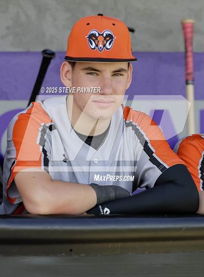 Thumbnail 2 in Cathedral Prep vs Gila Ridge photogallery.
