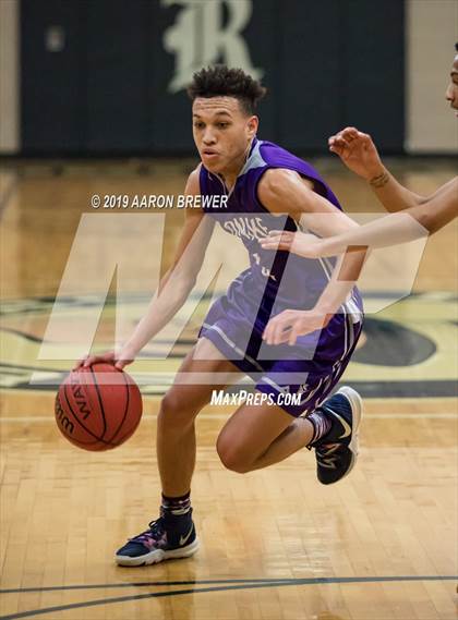 Thumbnail 3 in Lonoke vs Robinson photogallery.