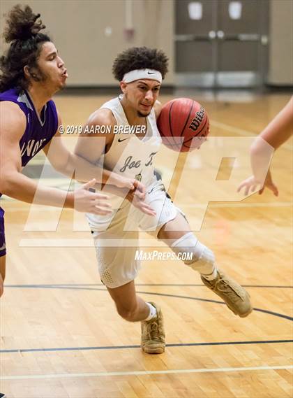 Thumbnail 1 in Lonoke vs Robinson photogallery.
