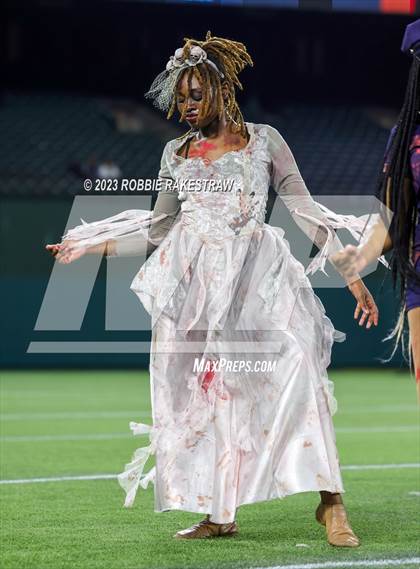 Thumbnail 3 in Lamar @ Bowie photogallery.