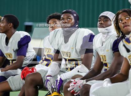 Thumbnail 3 in Lamar @ Bowie photogallery.