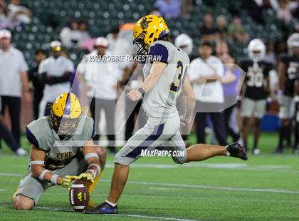 Thumbnail 3 in Lamar @ Bowie photogallery.