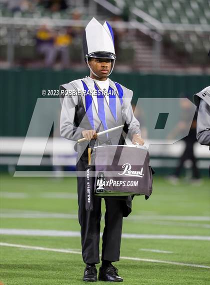 Thumbnail 1 in Lamar @ Bowie photogallery.