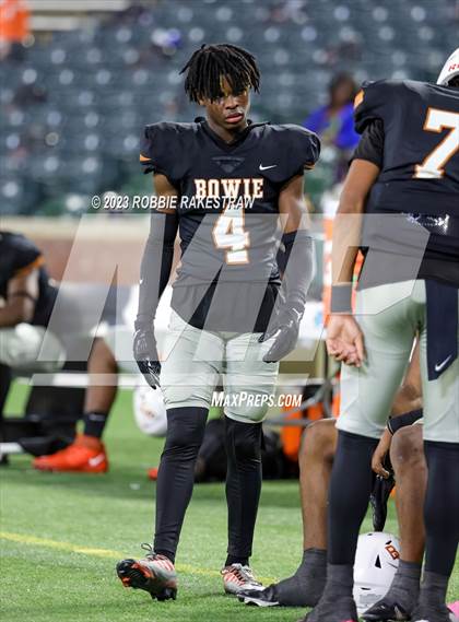 Thumbnail 1 in Lamar @ Bowie photogallery.