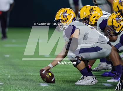 Thumbnail 3 in Lamar @ Bowie photogallery.