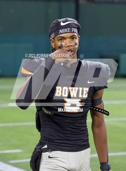 Thumbnail 2 in Lamar @ Bowie photogallery.