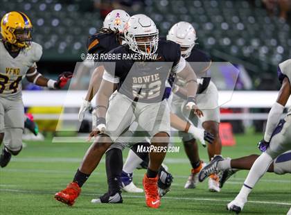 Thumbnail 3 in Lamar @ Bowie photogallery.