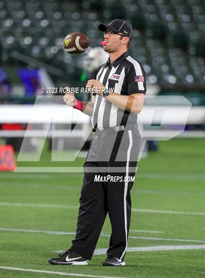 Thumbnail 3 in Lamar @ Bowie photogallery.
