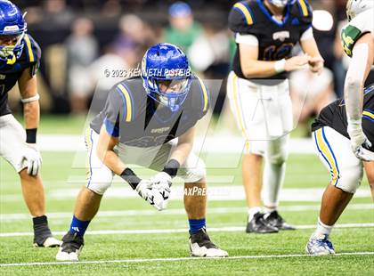Thumbnail 1 in St. Charles Catholic vs. Calvary Baptist Academy (LHSAA Division III Select Final) photogallery.