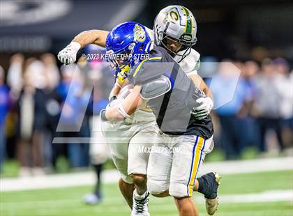 Thumbnail 1 in St. Charles Catholic vs. Calvary Baptist Academy (LHSAA Division III Select Final) photogallery.