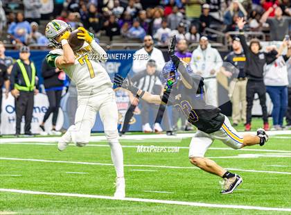 Thumbnail 1 in St. Charles Catholic vs. Calvary Baptist Academy (LHSAA Division III Select Final) photogallery.