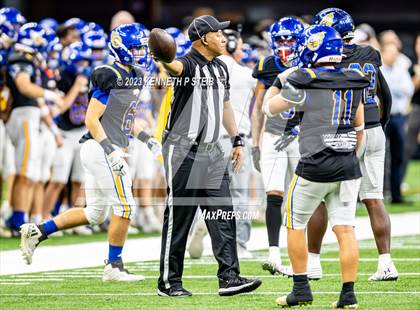 Thumbnail 2 in St. Charles Catholic vs. Calvary Baptist Academy (LHSAA Division III Select Final) photogallery.