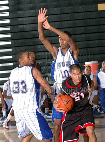 Thumbnail 1 in Jordan vs. Cleveland (Max Preps Holiday Classic) photogallery.