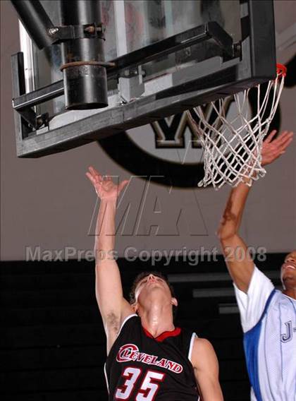 Thumbnail 1 in Jordan vs. Cleveland (Max Preps Holiday Classic) photogallery.