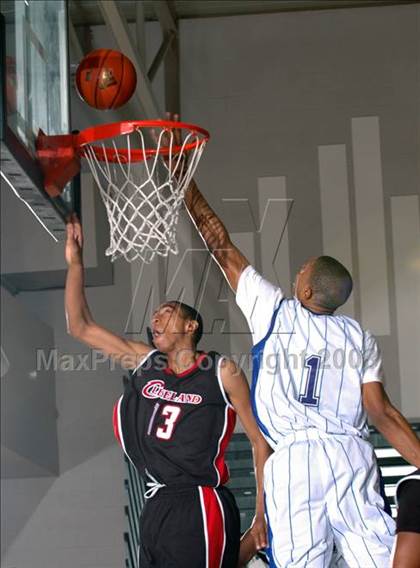 Thumbnail 2 in Jordan vs. Cleveland (Max Preps Holiday Classic) photogallery.