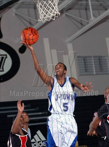 Thumbnail 3 in Jordan vs. Cleveland (Max Preps Holiday Classic) photogallery.