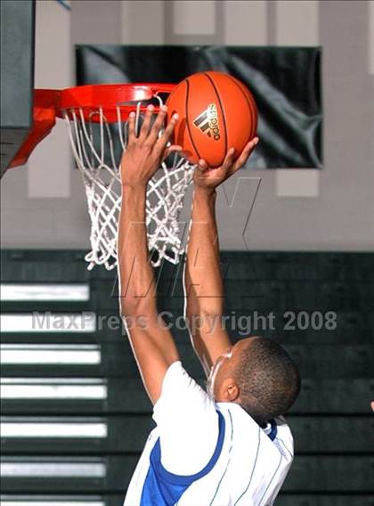 Thumbnail 3 in Jordan vs. Cleveland (Max Preps Holiday Classic) photogallery.