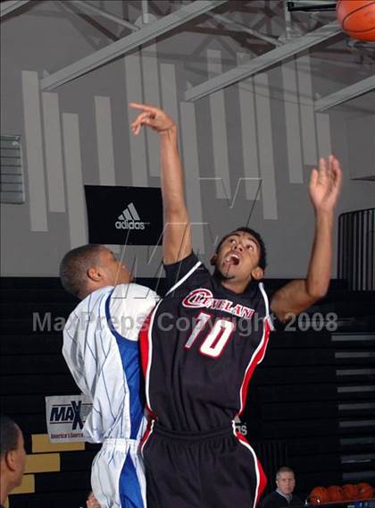 Thumbnail 3 in Jordan vs. Cleveland (Max Preps Holiday Classic) photogallery.